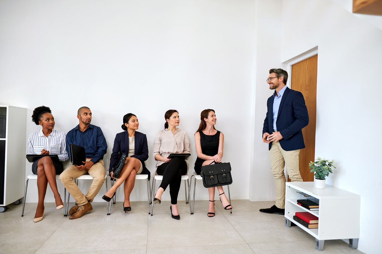 Optimisez vos stratégies de recrutement grâce à l'inbound recrtuiting. Attirez et fidélisez les meilleurs talents