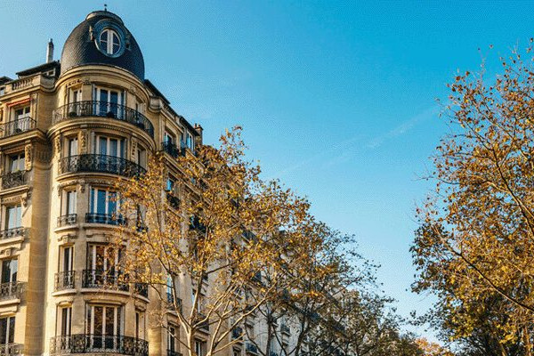 Découvrez les opportunités du marché immobilier parisien avec notre étude. Accédez à des données exclusives pour optimiser vos stratégies.