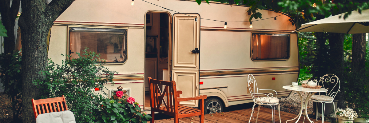 Glamping : une tendance à suivre pour les pros de l’auto !