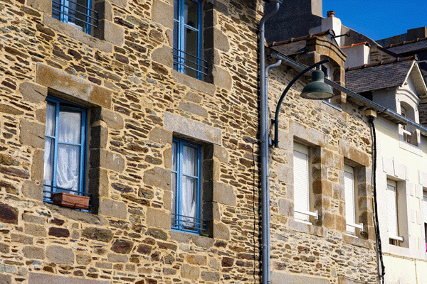 Découvrez où concentrer votre prospection et anticiper les attentes des acheteurs alors que la recherche immobilière évolue.
