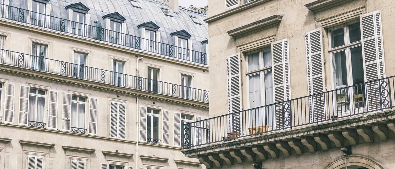 Marché immobilier francilien : ventes en hausse hors Paris, prix stables. Nos données et conseils pour ajuster vos stratégies.